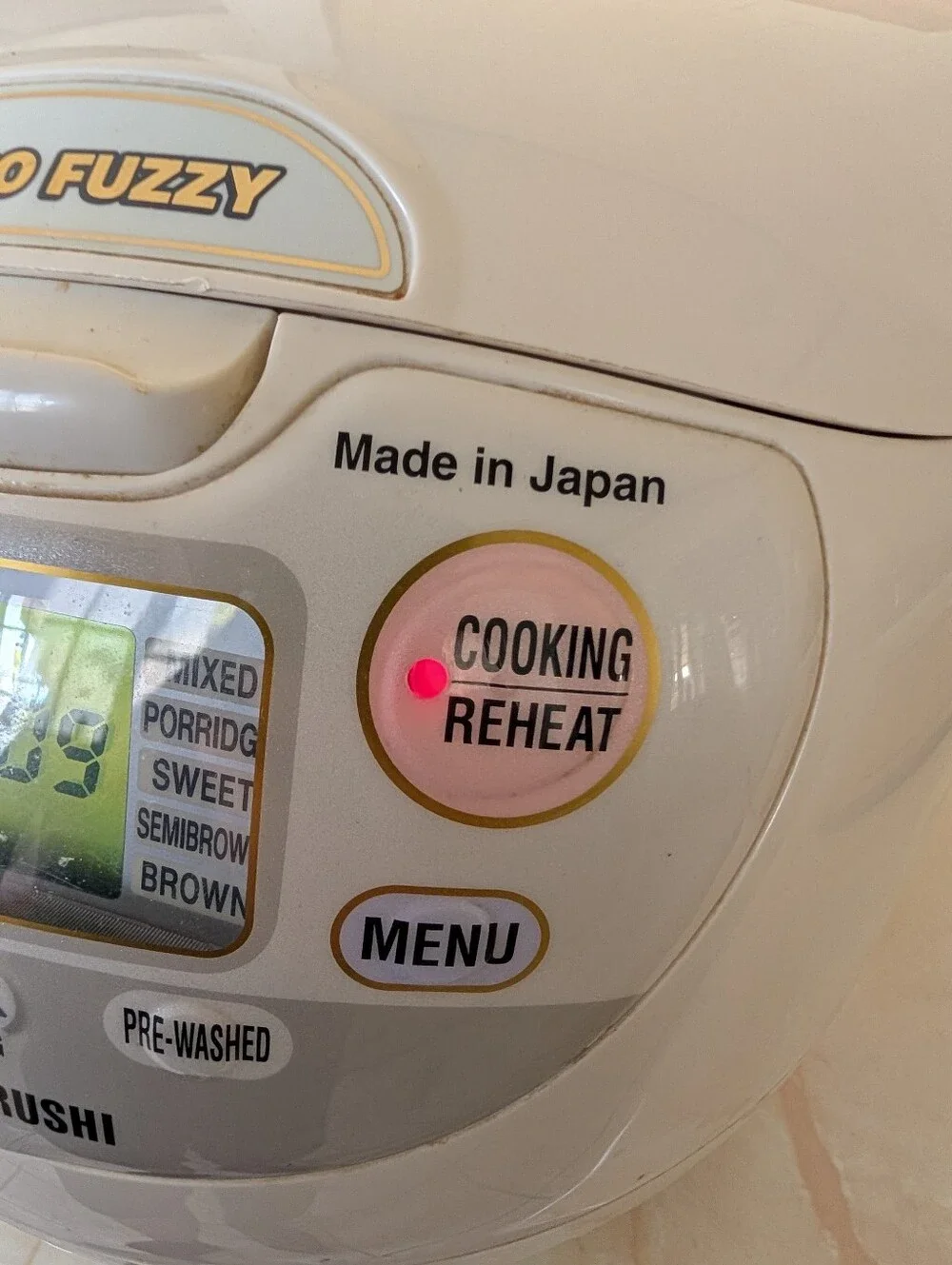 Zojirushi Neuro Fuzzy NS-ZAC18 10-CUP Rice Cooker Pre Owned W/Socketed Battery